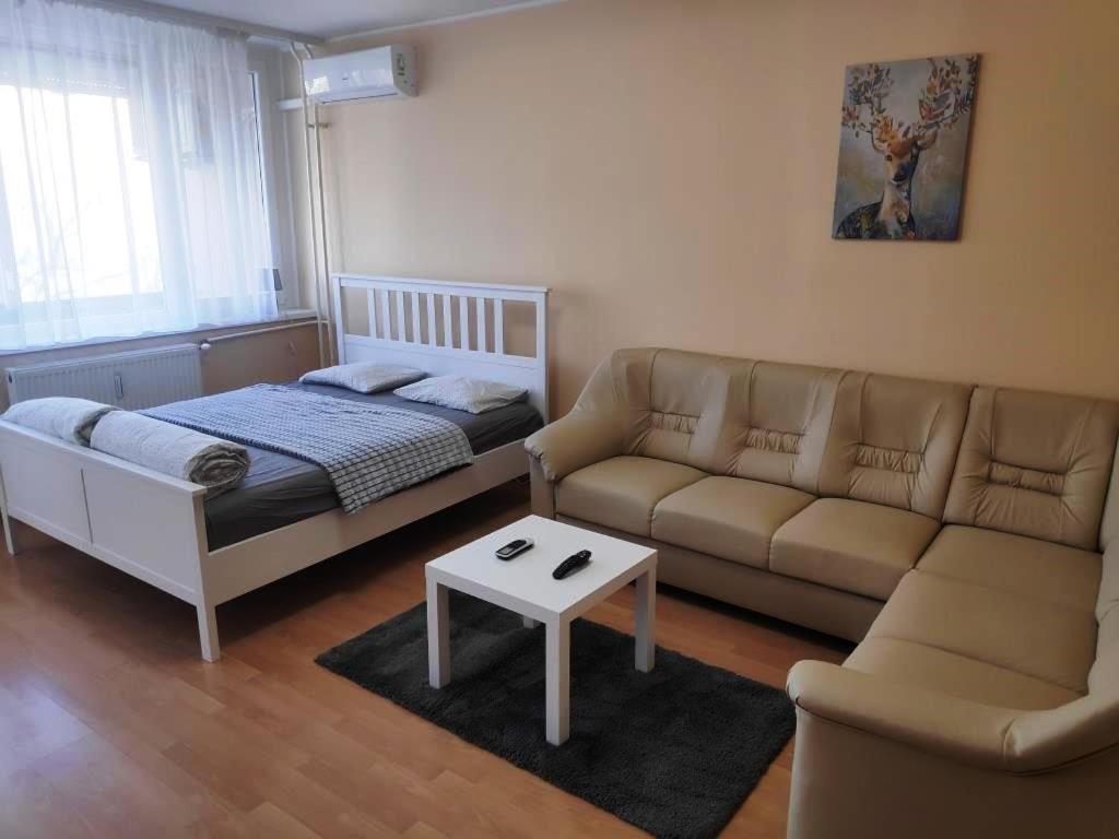 Kölcsey Apartman Apartman Szekszárd Kültér fotó