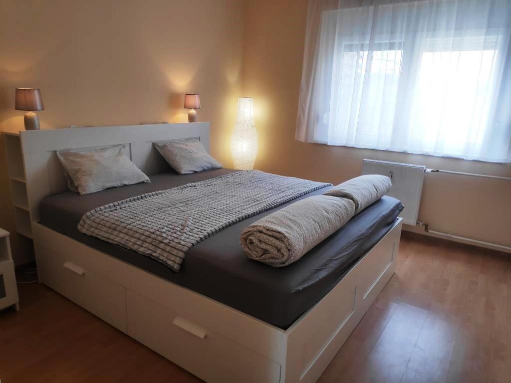 Kölcsey Apartman Apartman Szekszárd Kültér fotó
